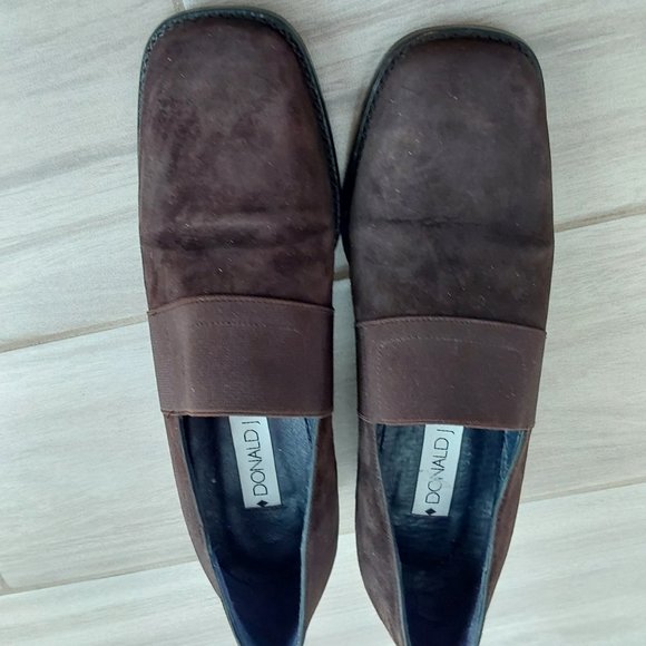 Donald J Pliner ALLES Brown Suede Slip On Loafer. Size 7M - Picture 11 of 11